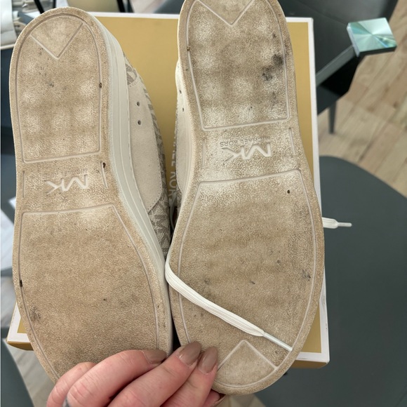 MK shoes worn twice - Picture 2 of 6